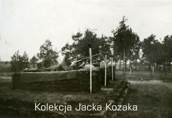Oficerowie KOP na strzelnicy, Sienkiewicze 1937 r.