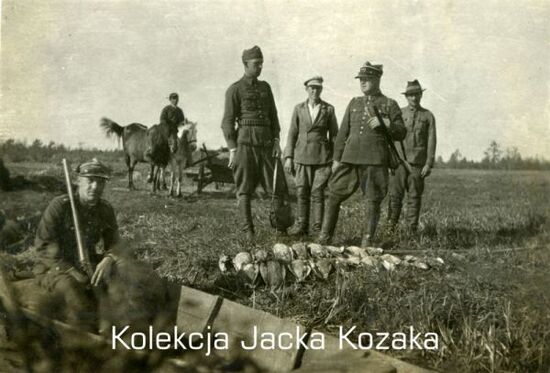 Żołnierze KOP w czasie polowania, 1936 r.