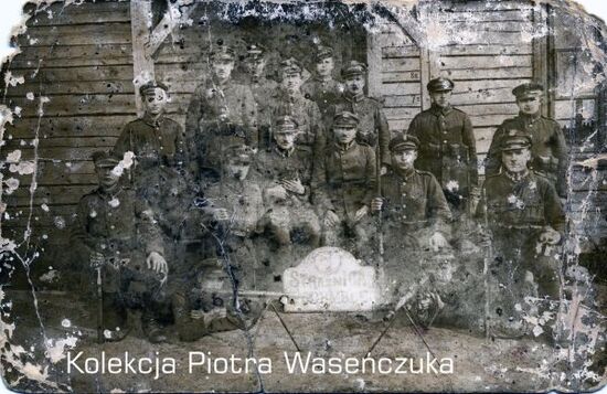 Grupa żołnierzy ze strażnicy KOP.